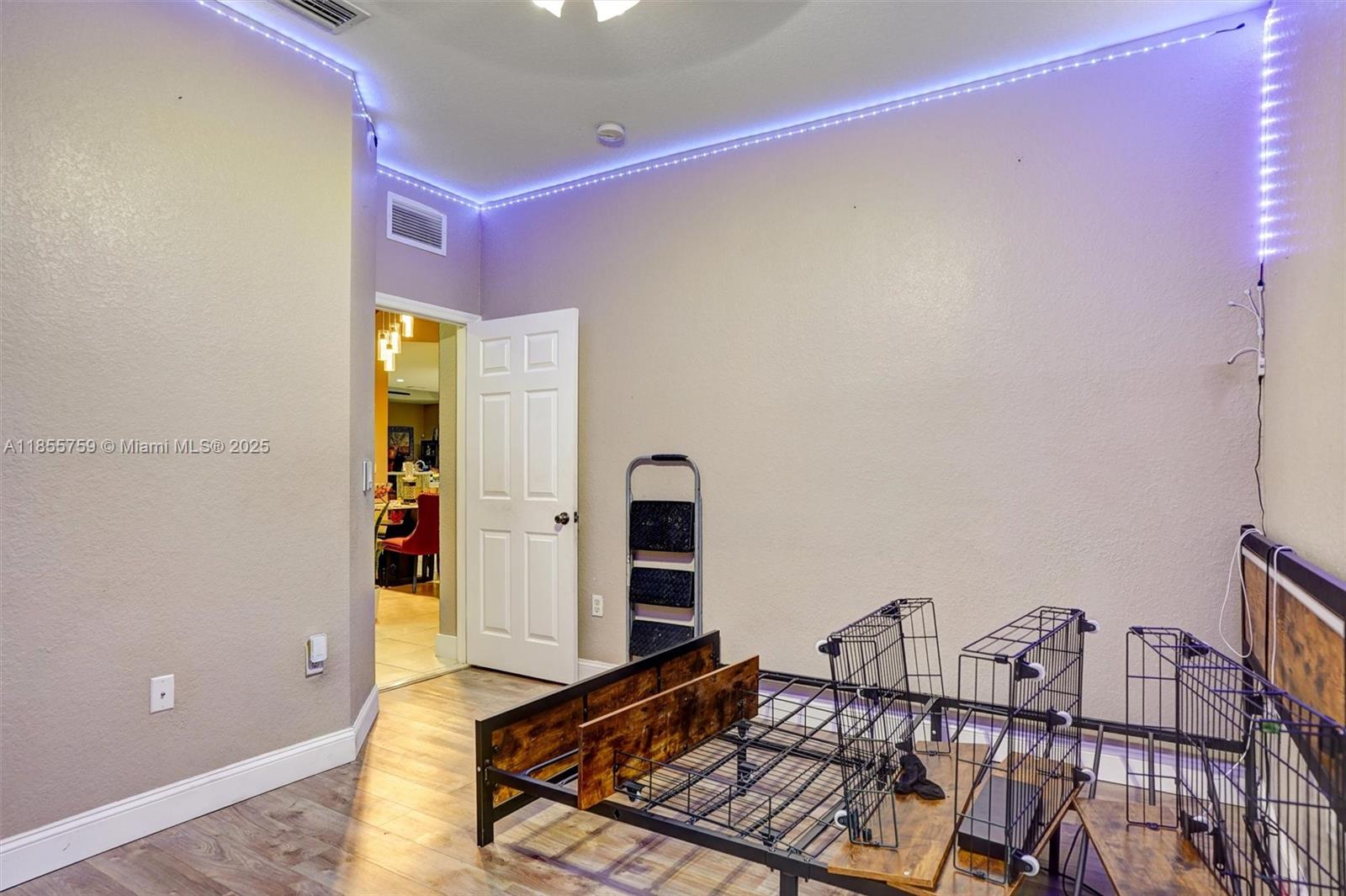 FLORIDIAN BAY ESTATES SOU - Residential