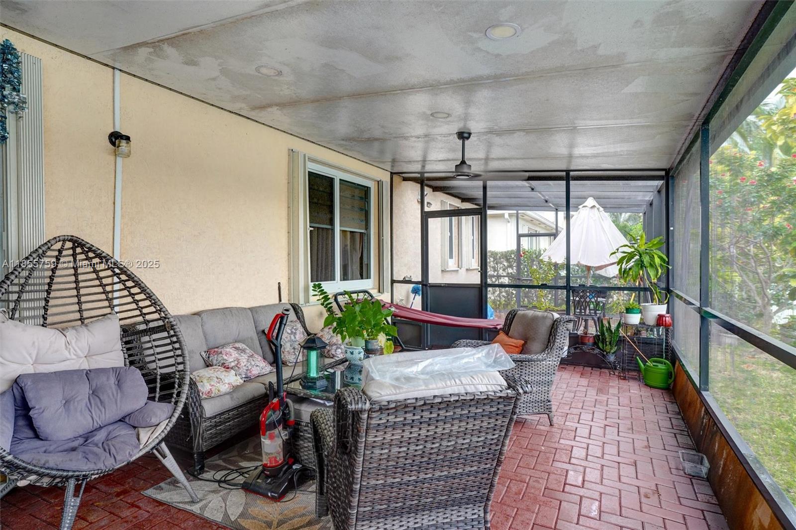 FLORIDIAN BAY ESTATES SOU - Residential