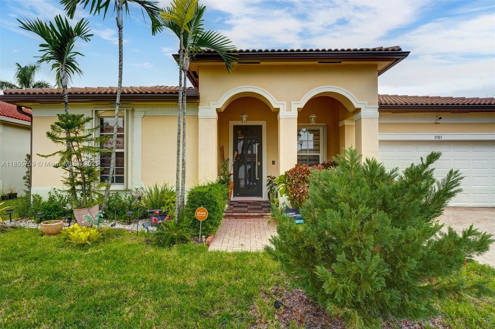 FLORIDIAN BAY ESTATES SOU - Residential