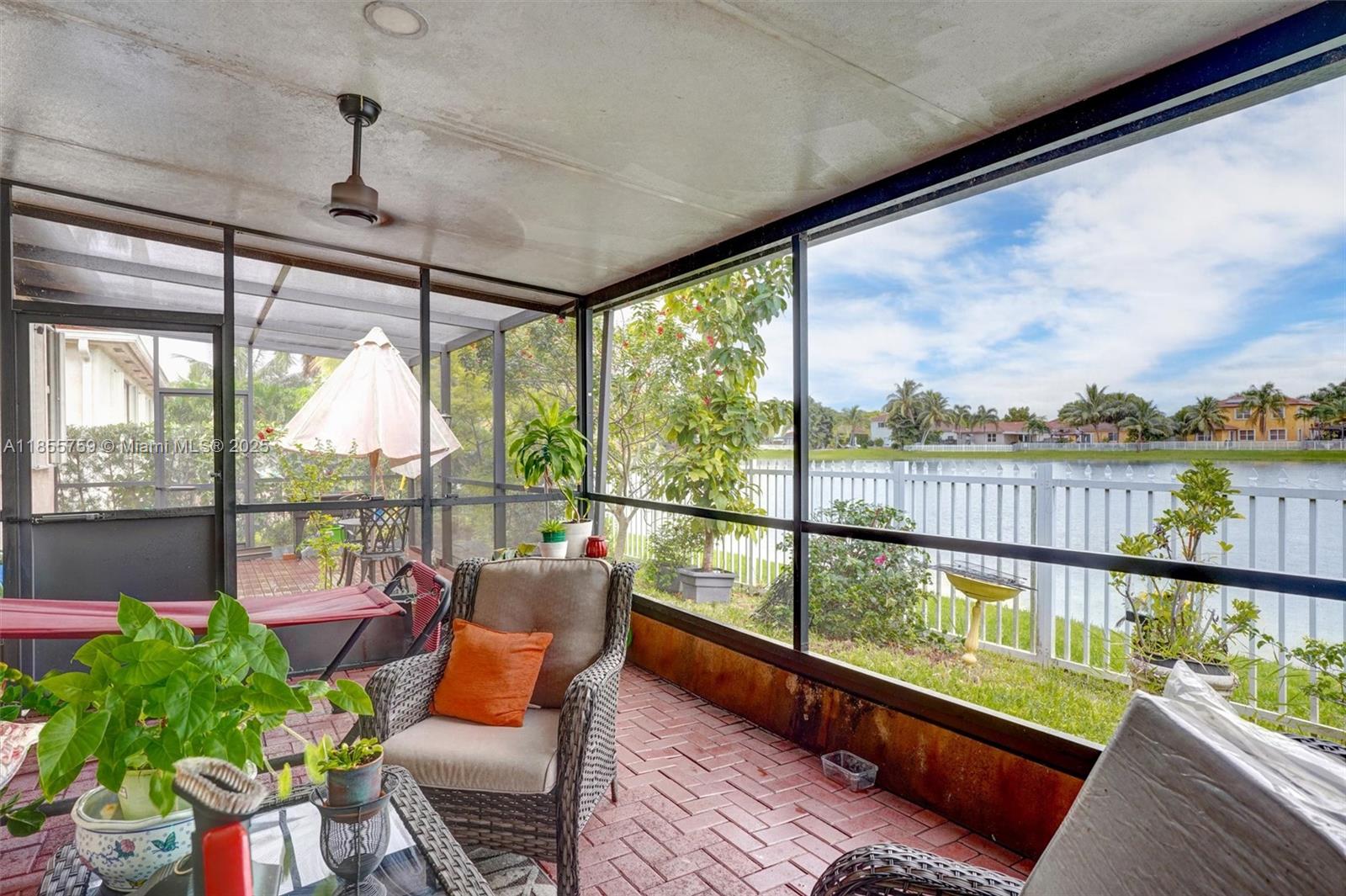 FLORIDIAN BAY ESTATES SOU - Residential