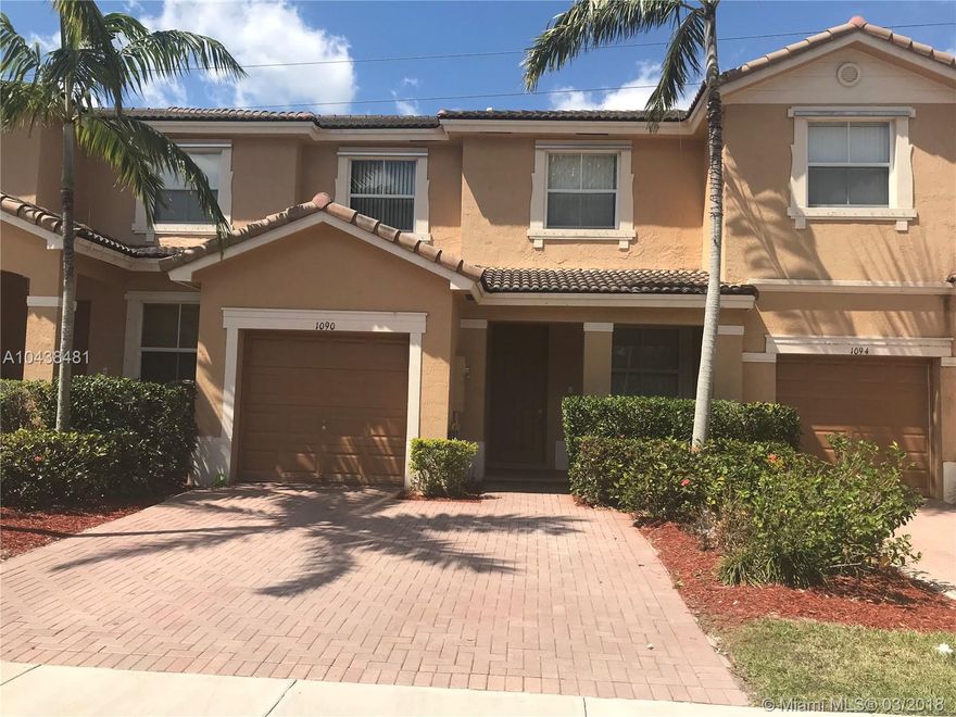 Lovely 3 bedroom 2.5 bath 1 car garage home located in Waterstone- Floridian Isles. This home features open kitchen with spacious family room, nice size rooms with plenty of closet space, separate living room, very well maintained home, gated community. Great neighborhood.