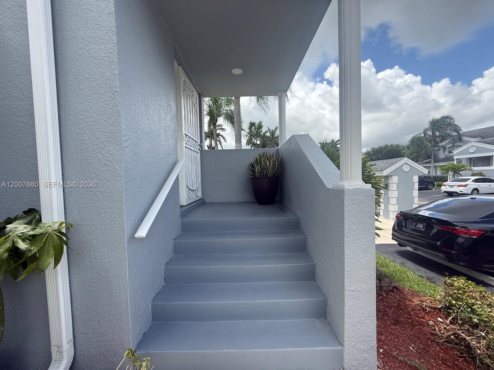 KEYS GATE - Residential