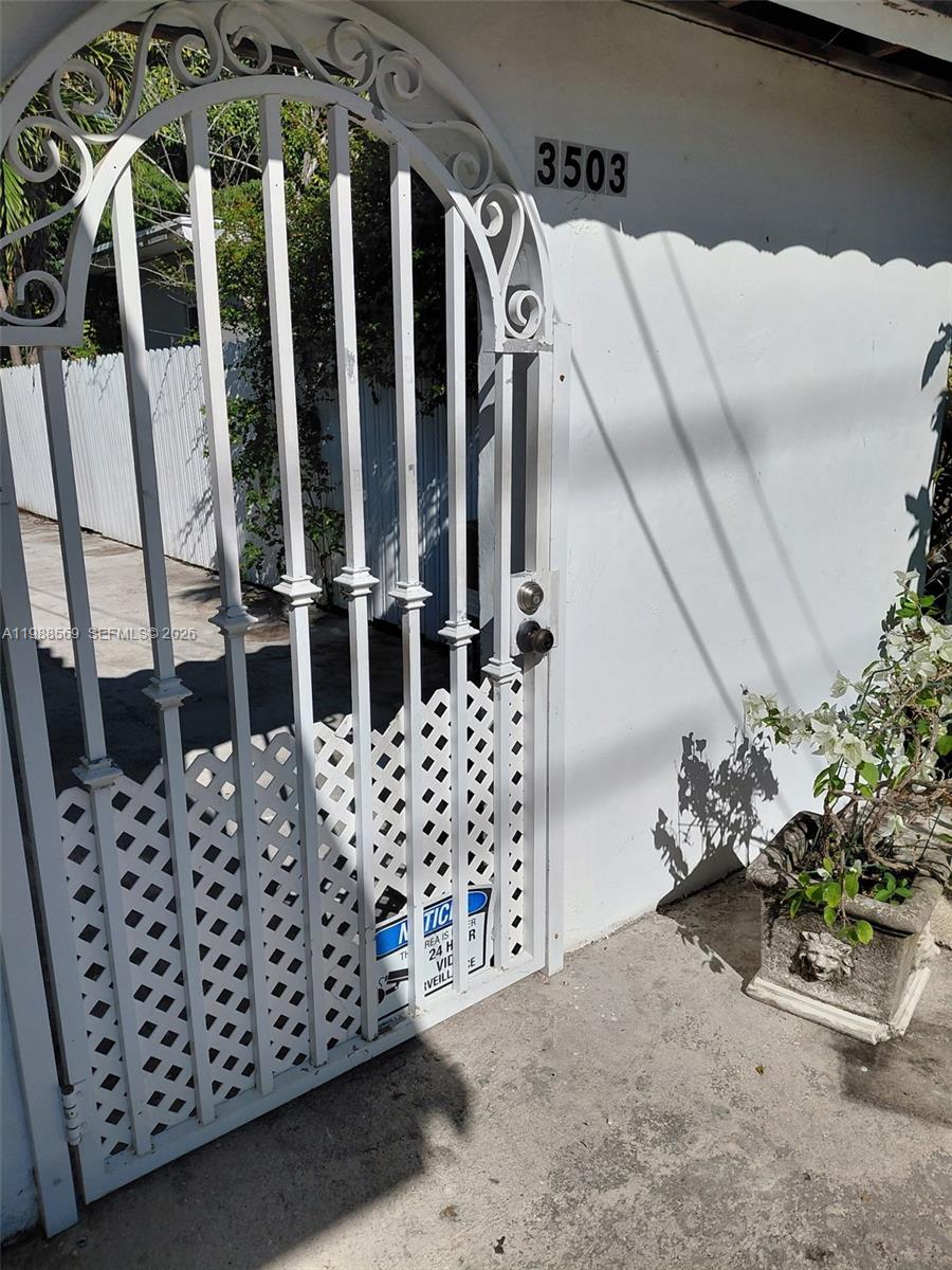 ALLEN ESTATES - Residential Lease