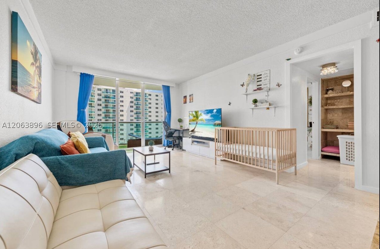 3901 S Ocean Dr 9B