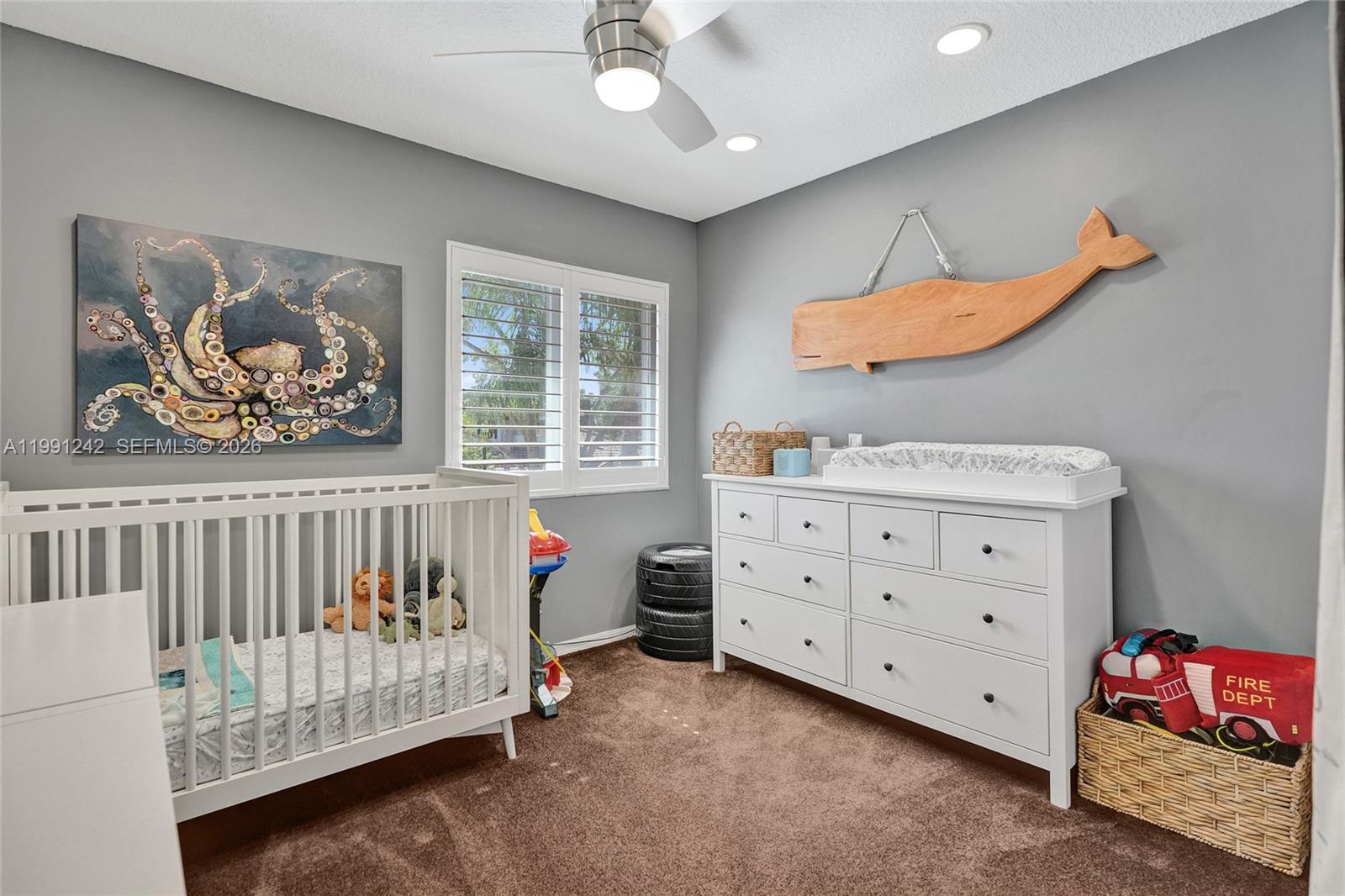 HOLLYWOOD LAKES COUNTRY C - Residential