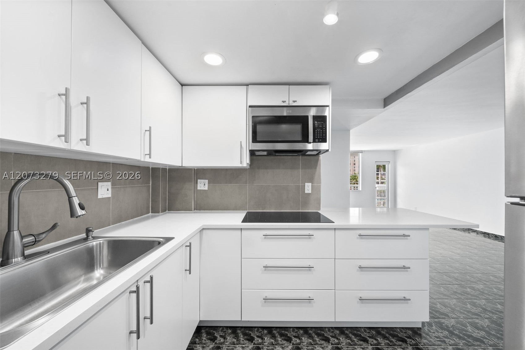 1913 S Ocean Dr 208A