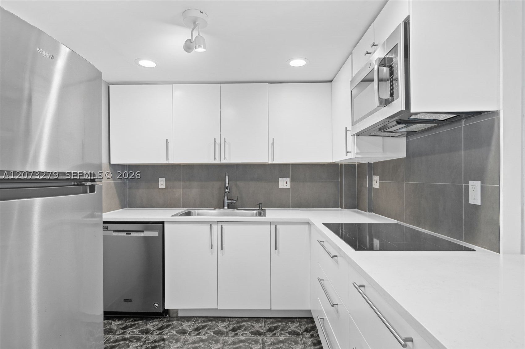 1913 S Ocean Dr 208A