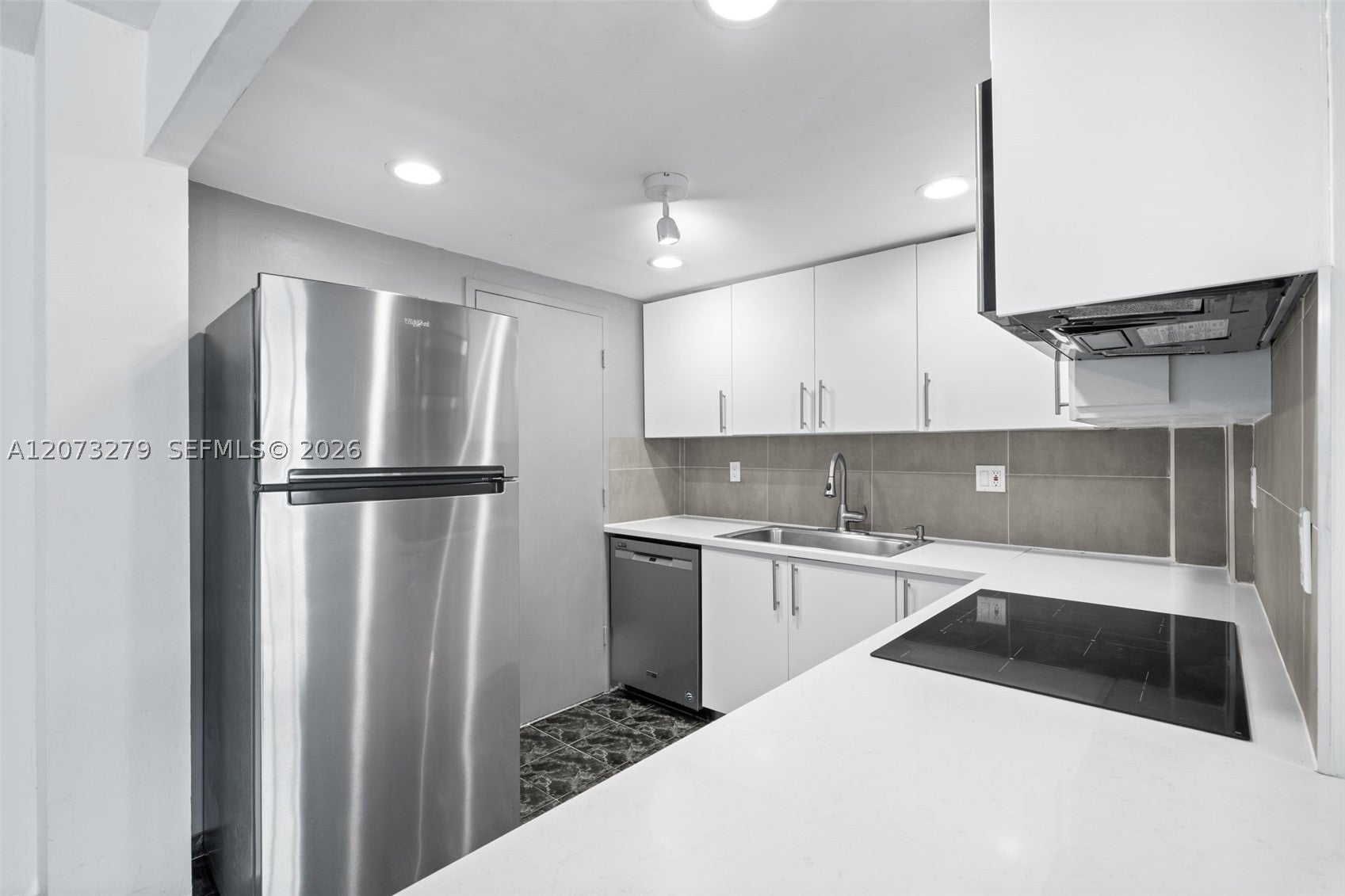 1913 S Ocean Dr 208A