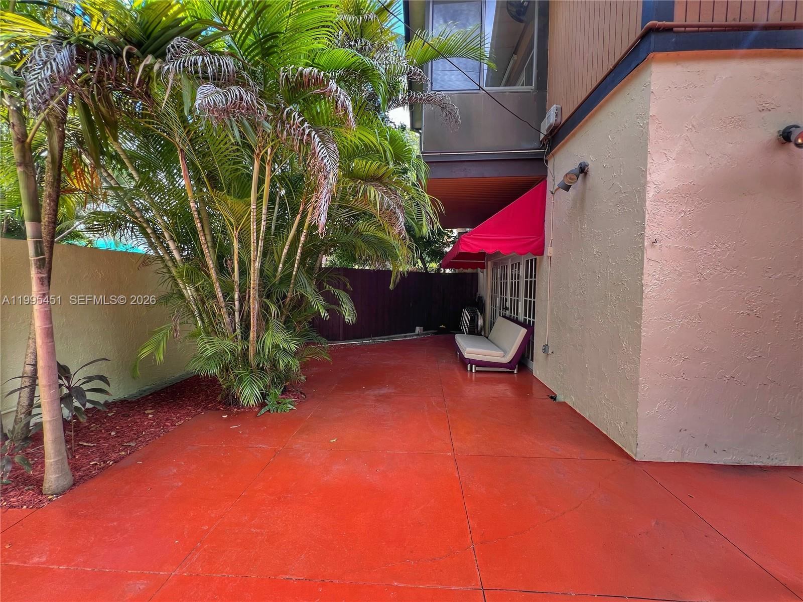 BRICKELLS FLAGLER - Residential Lease