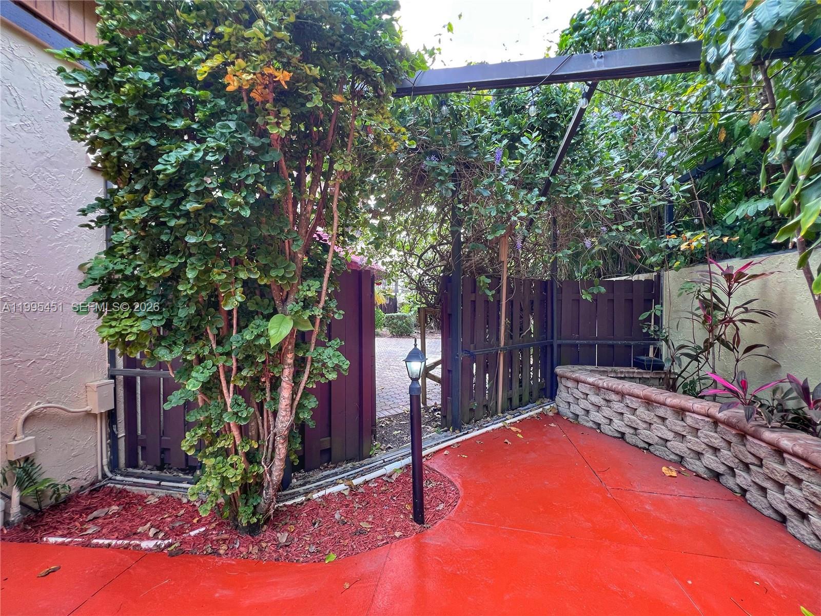 BRICKELLS FLAGLER - Residential Lease