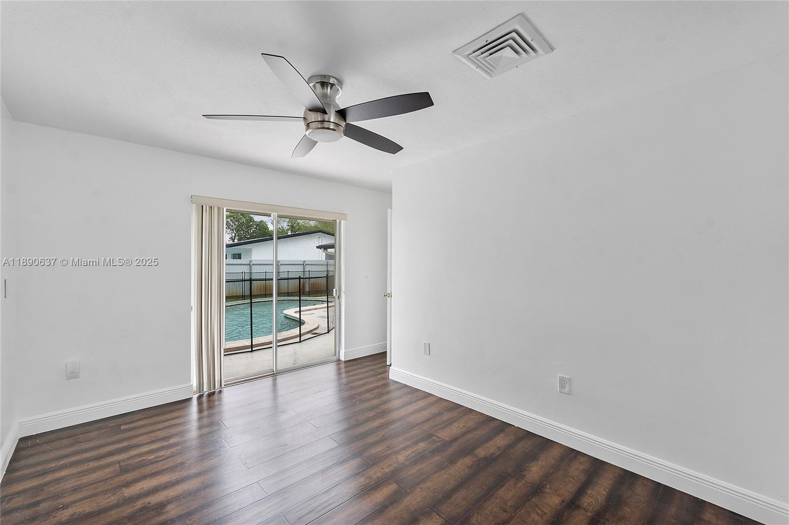MIRAMAR SEC 13 - Residential