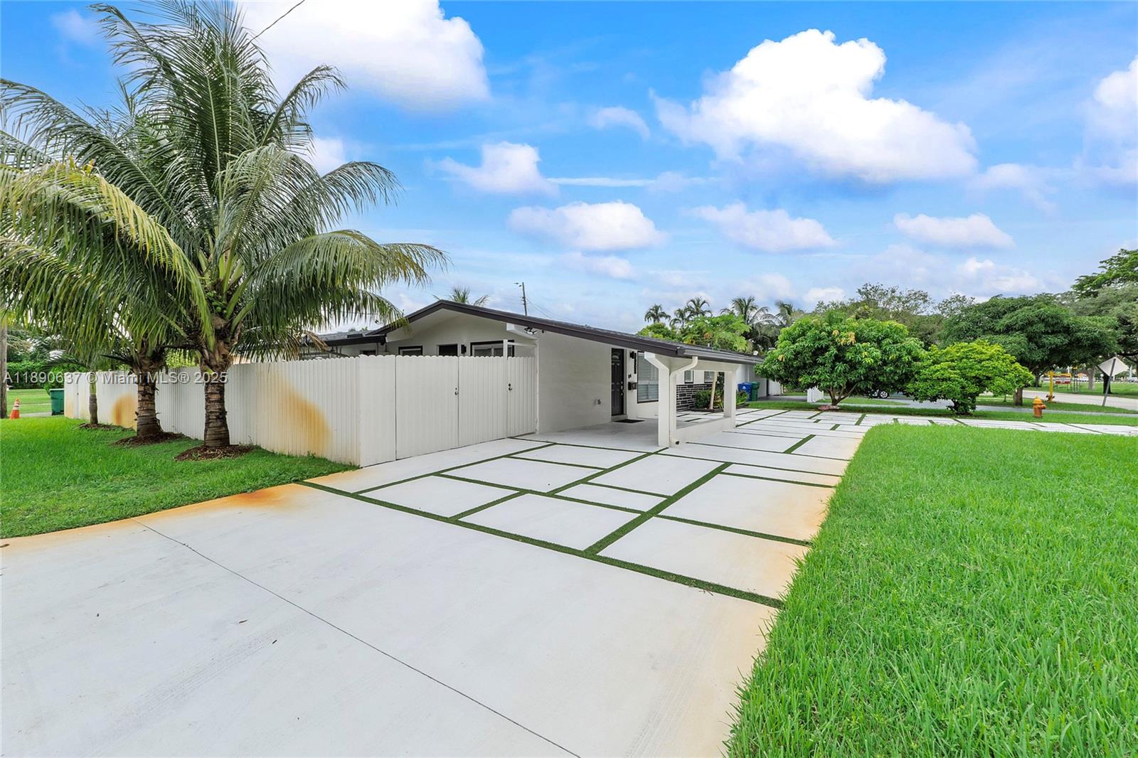 MIRAMAR SEC 13 - Residential