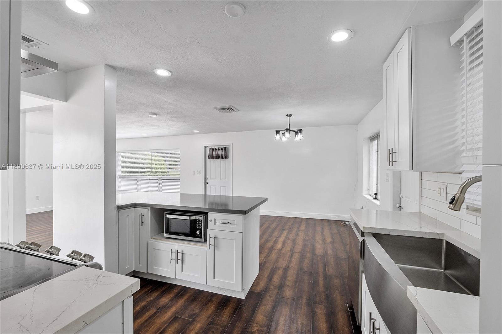 MIRAMAR SEC 13 - Residential