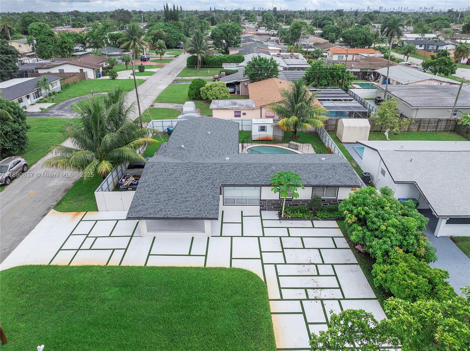 MIRAMAR SEC 13 - Residential