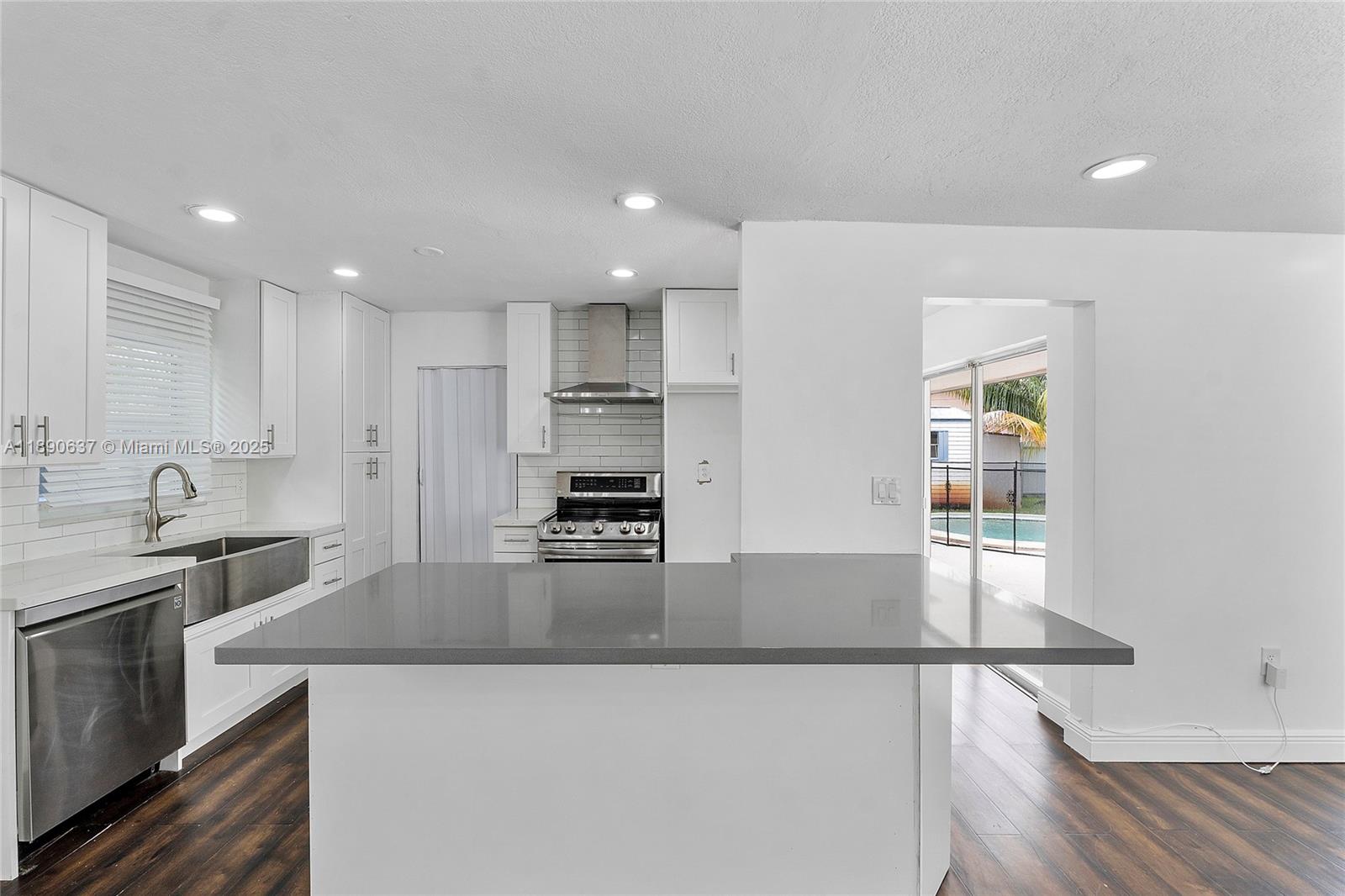 MIRAMAR SEC 13 - Residential