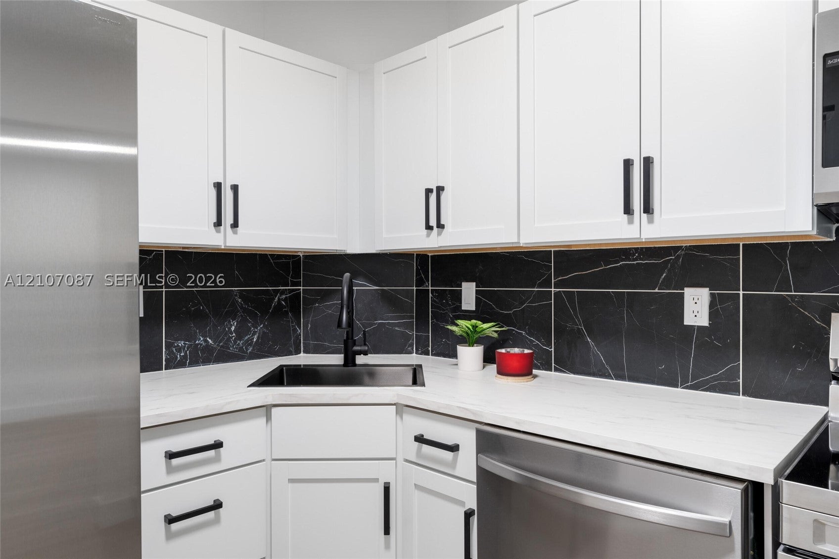 3105 Oakland Shores Dr J110