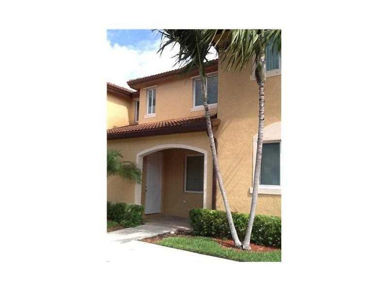 take advantage of this opportunity to own this townhouse, because the prices are going up in this lovely, cozy family oriented community.