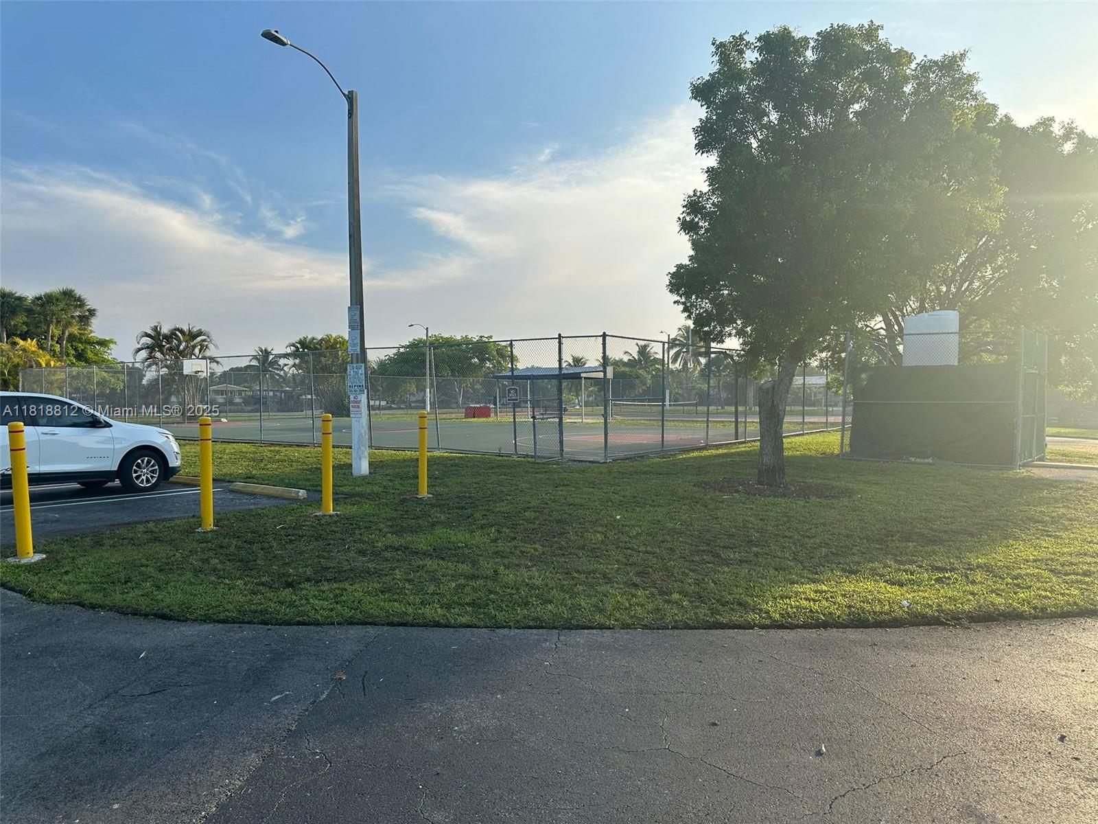 University Lakes - Residential