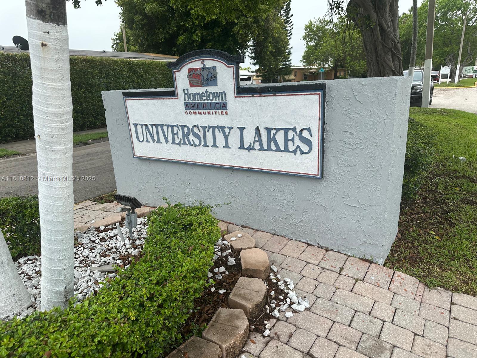 University Lakes - Residential