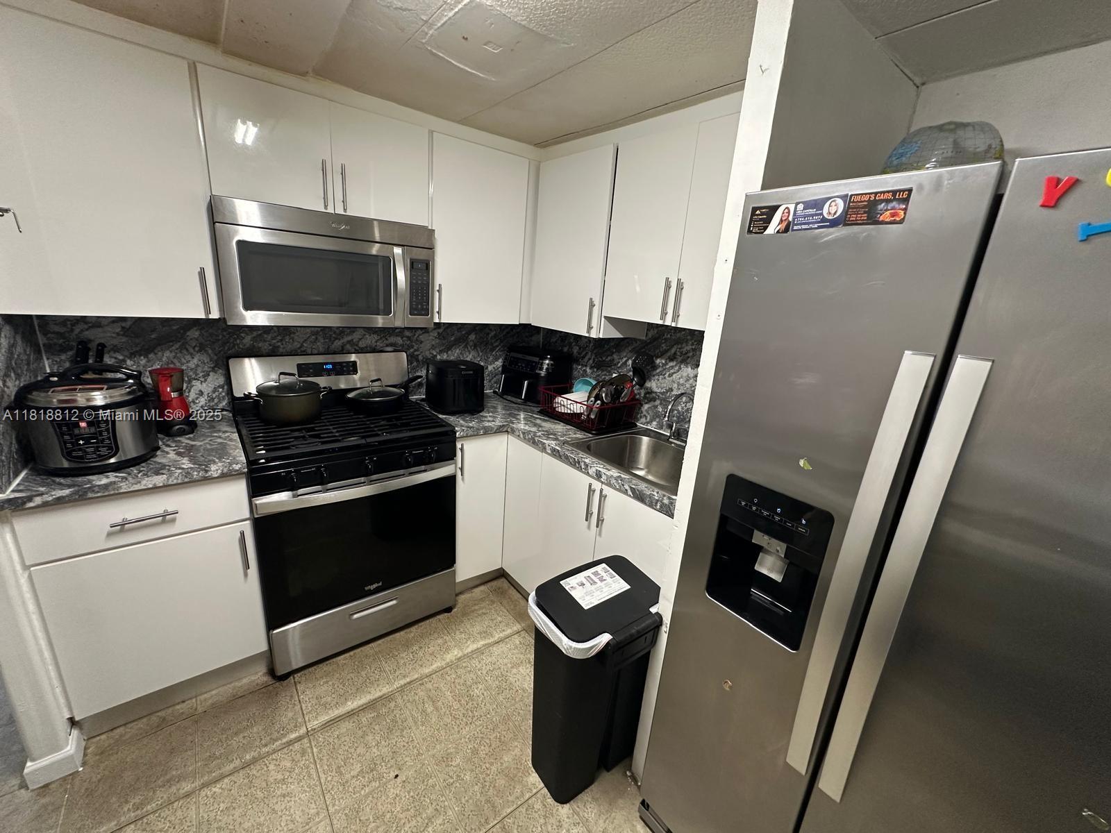 University Lakes - Residential