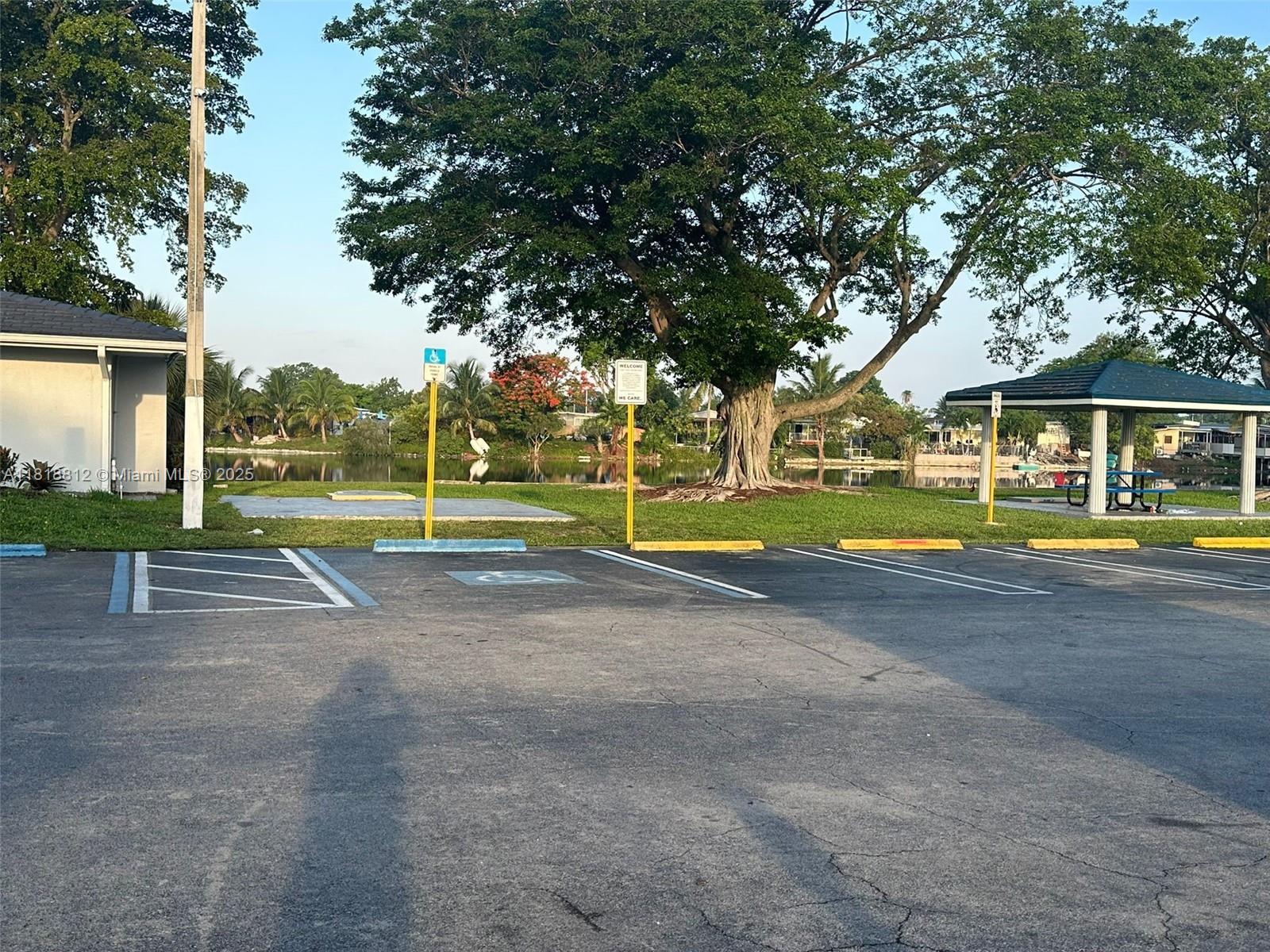 University Lakes - Residential