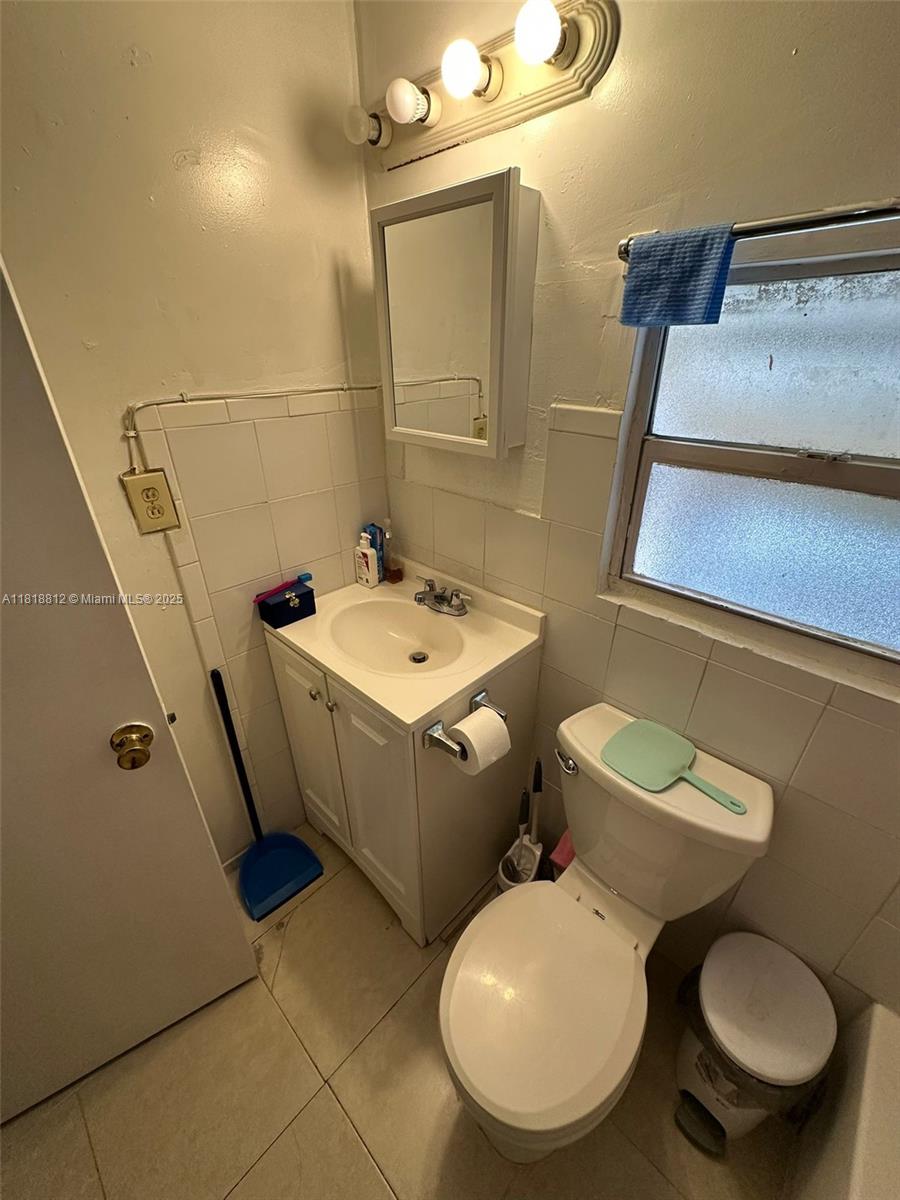 University Lakes - Residential