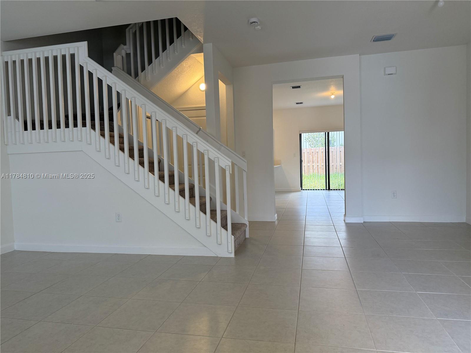 12888 SW 233rd Ter, Princeton.