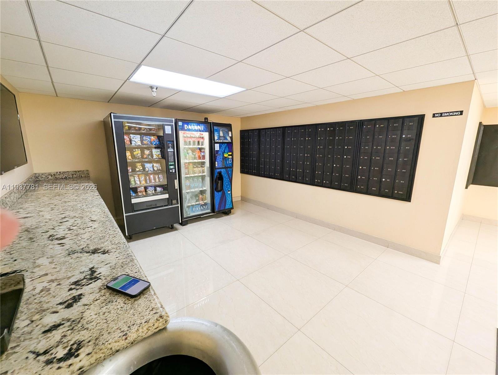 WINSTON TOWERS 700 CONDO - Residential