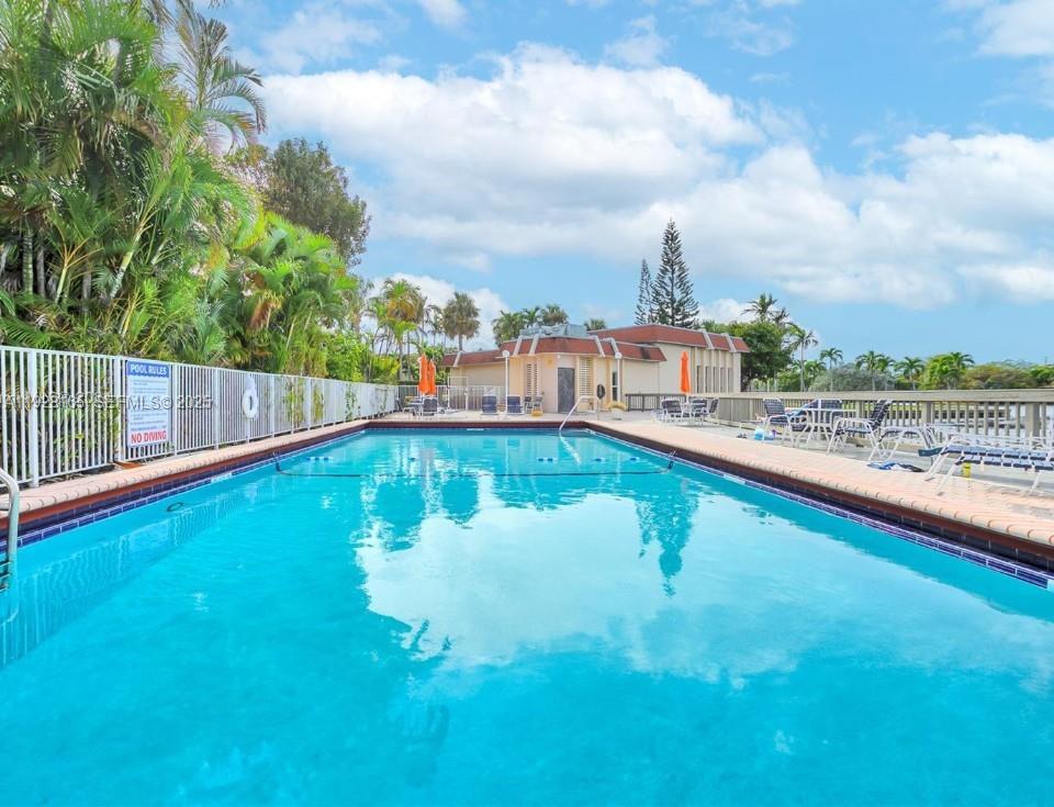 DESOTO PARK NORTH CONDO - Residential Lease