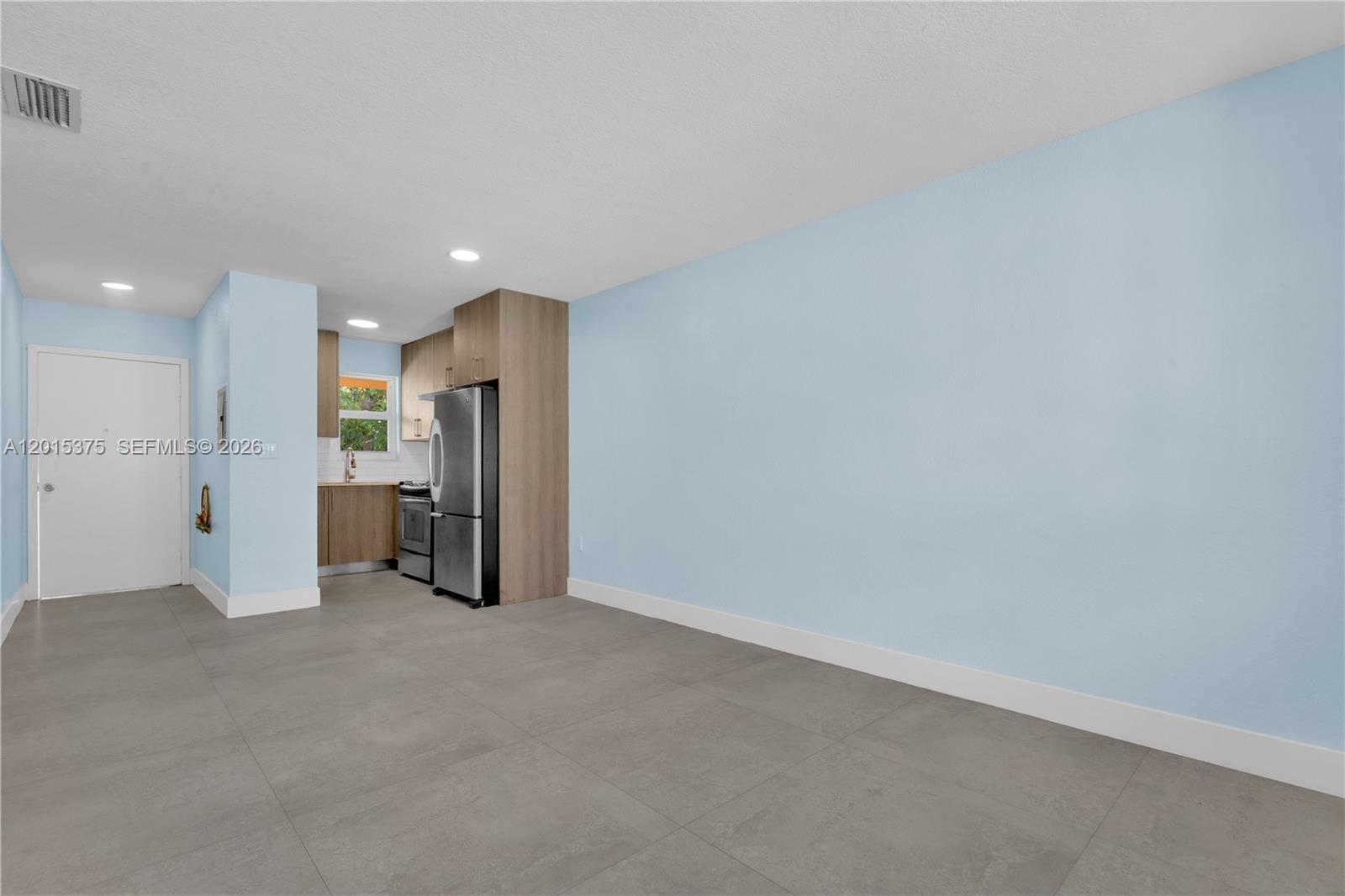 WINDSOR ESTATES CONDO NO - Residential Lease