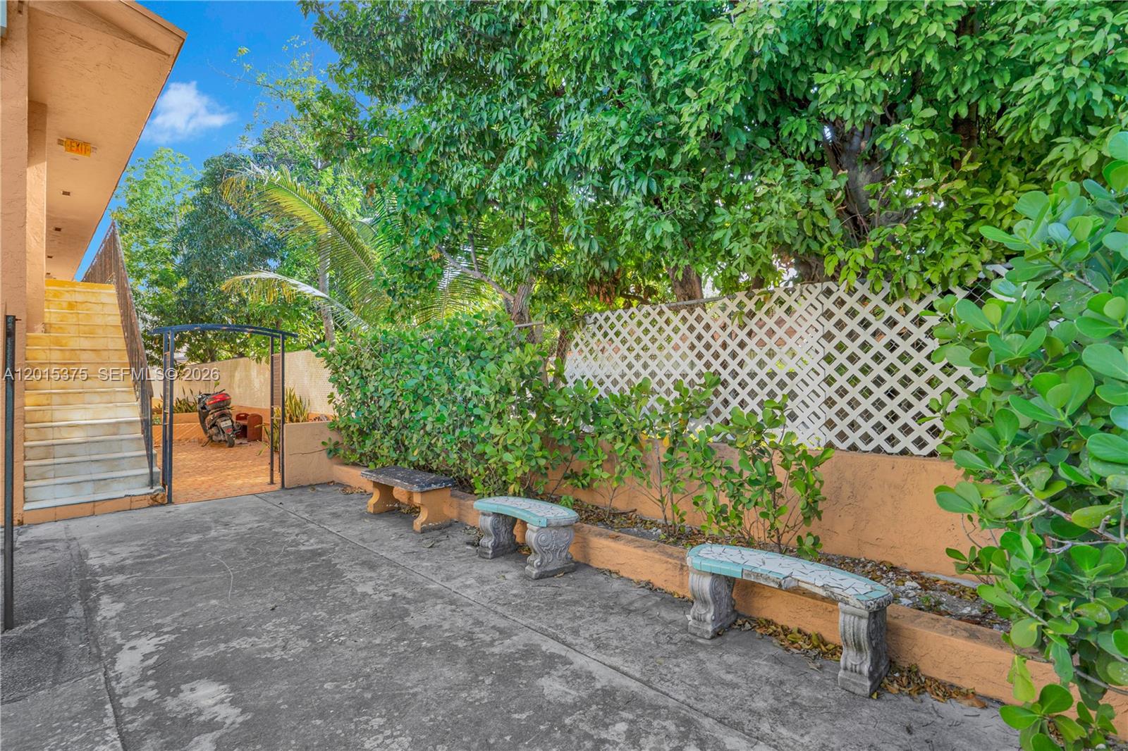 WINDSOR ESTATES CONDO NO - Residential Lease