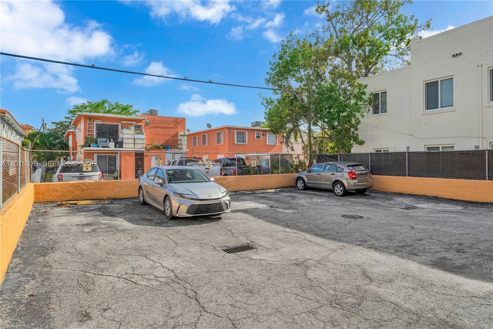 WINDSOR ESTATES CONDO NO - Residential Lease