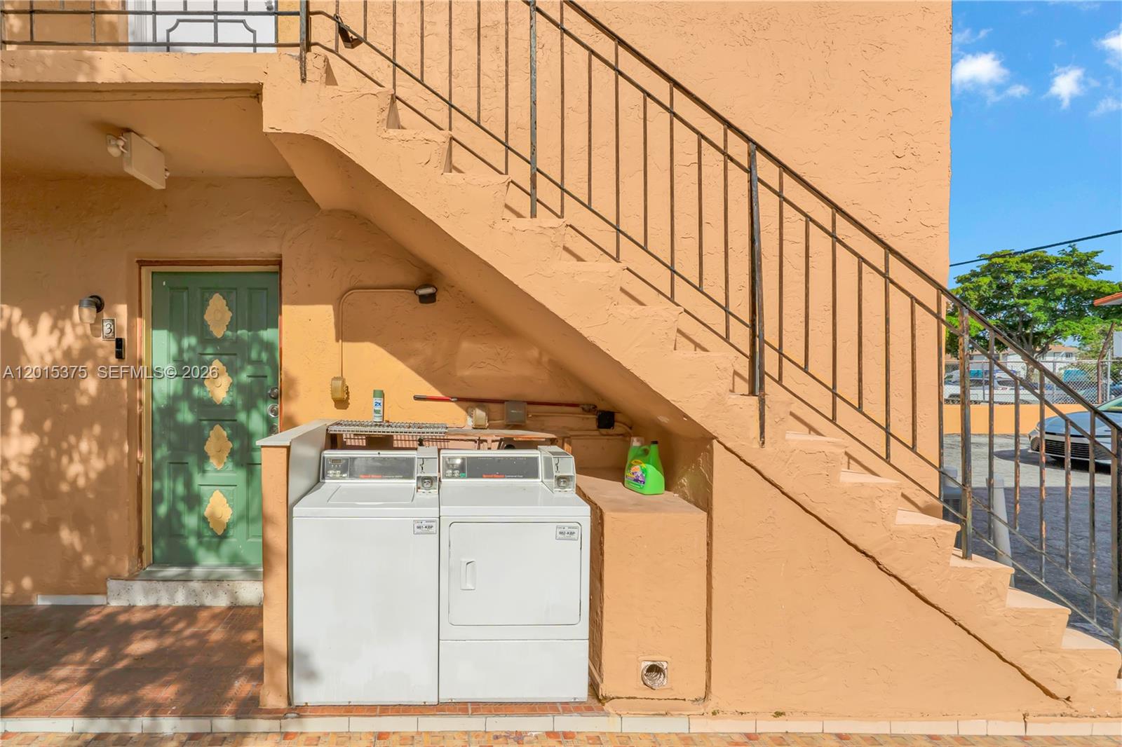WINDSOR ESTATES CONDO NO - Residential Lease