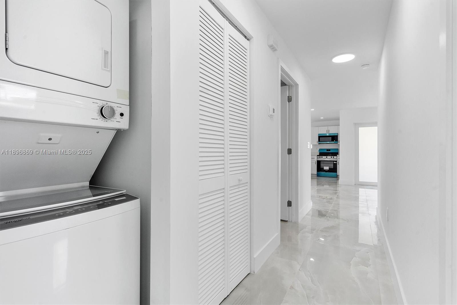 HIALEAH HEIGHTS - Residential Lease