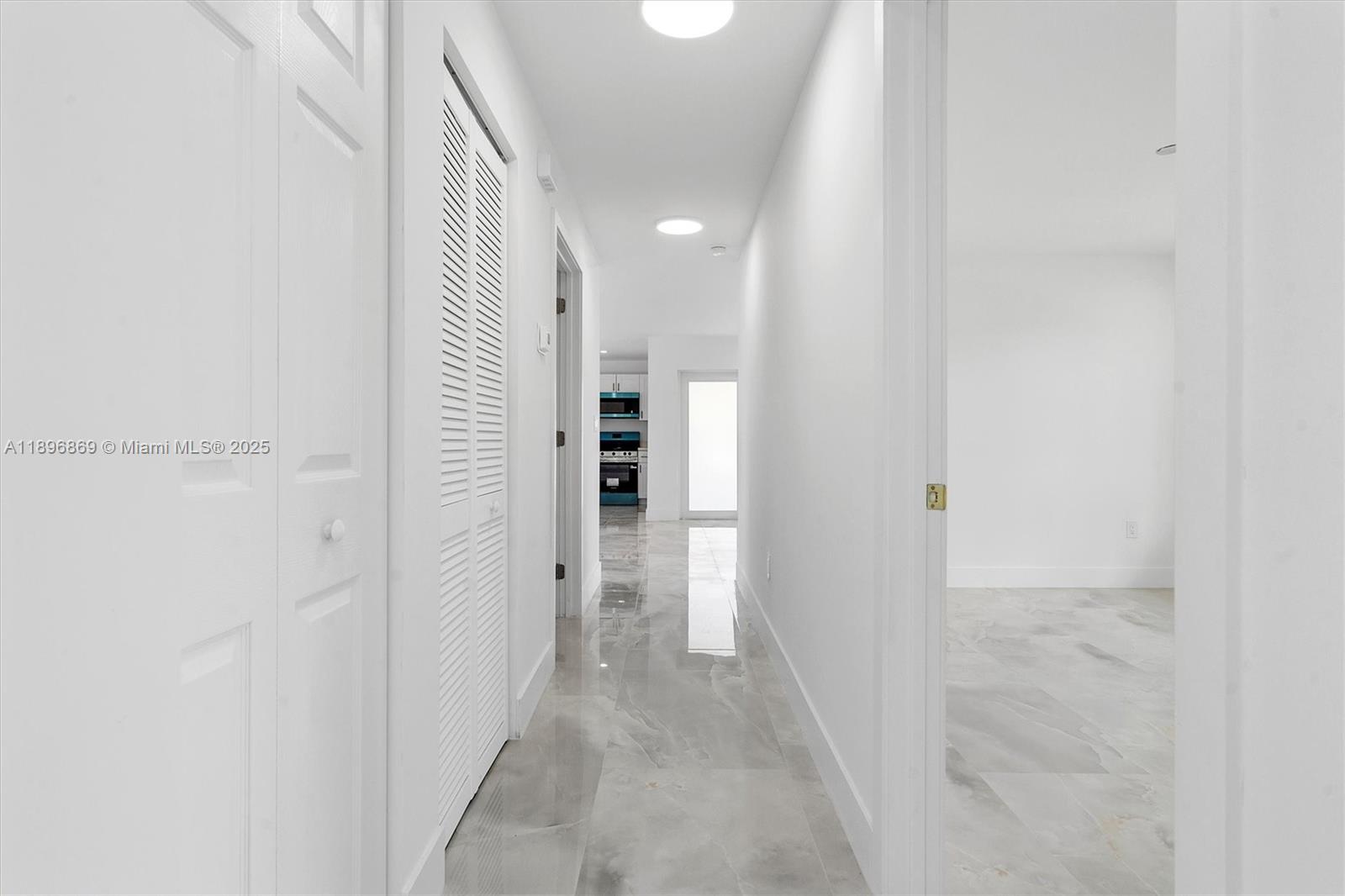 HIALEAH HEIGHTS - Residential Lease