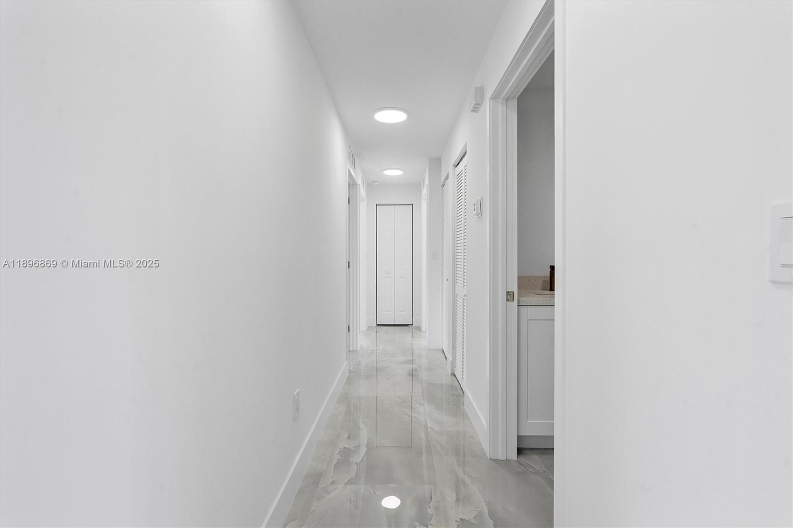HIALEAH HEIGHTS - Residential Lease