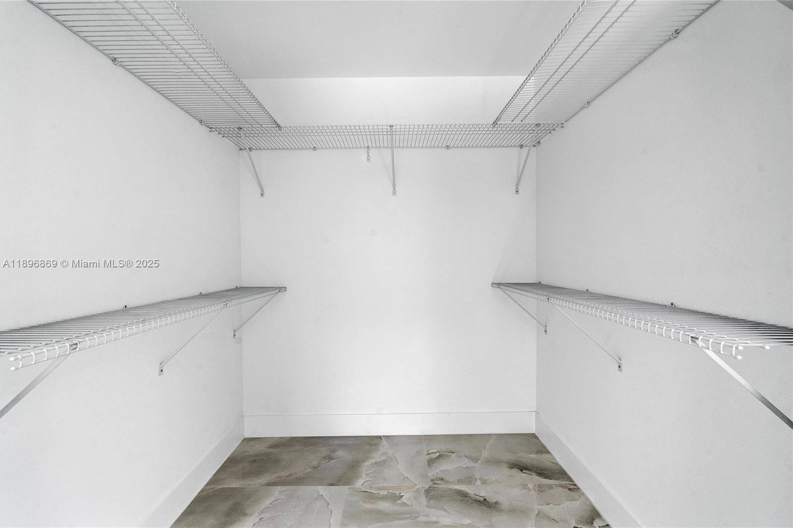 HIALEAH HEIGHTS - Residential Lease