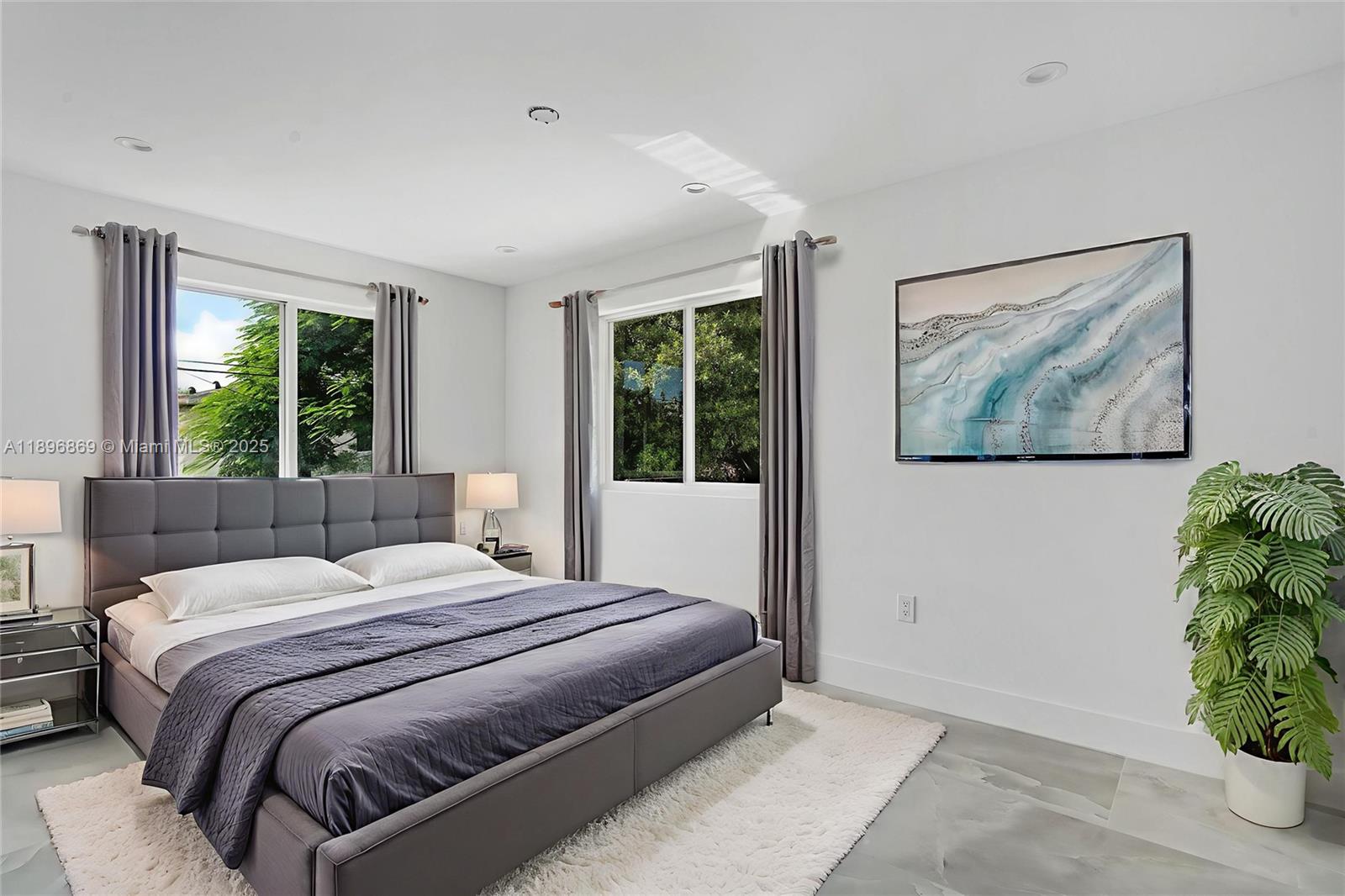 HIALEAH HEIGHTS - Residential Lease