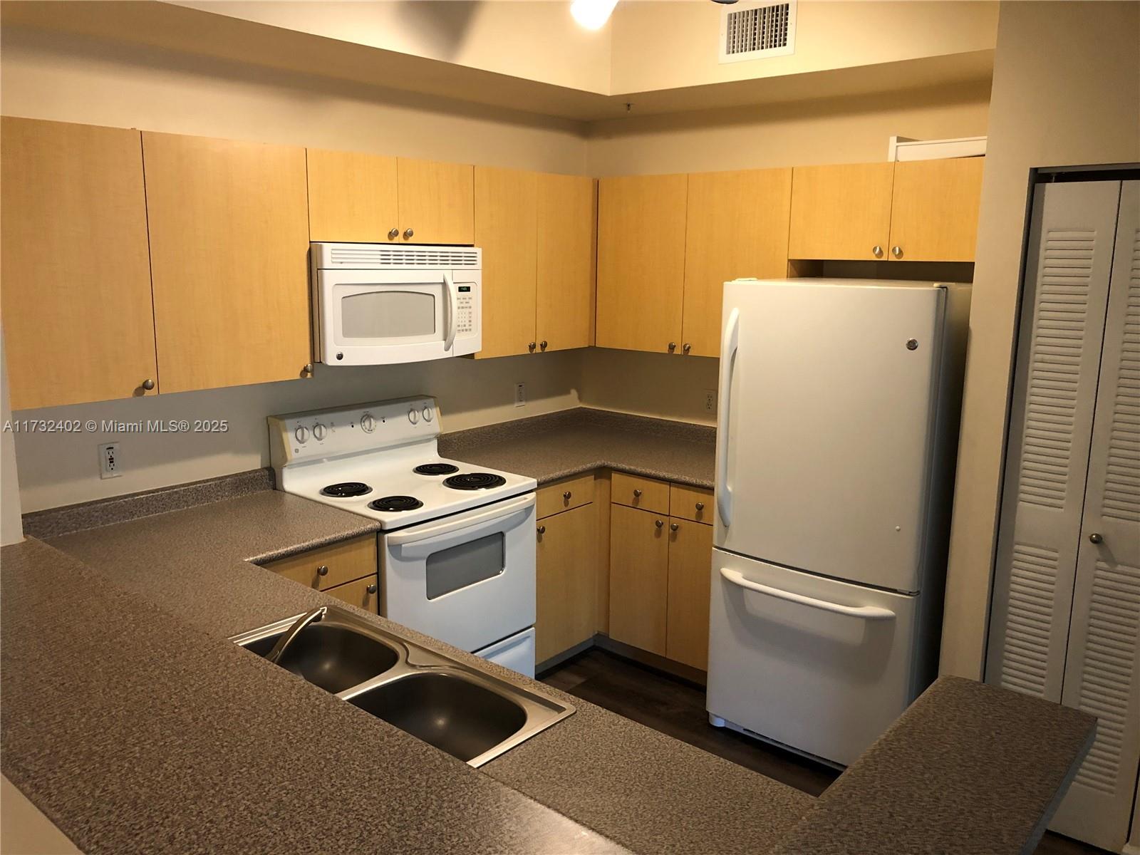 REGENT PARK - Residential