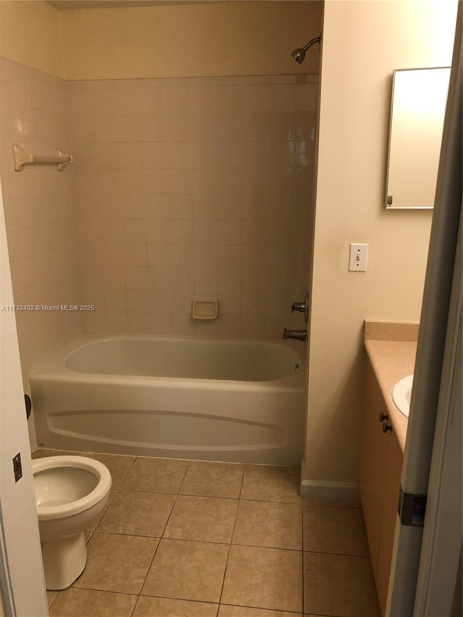 REGENT PARK - Residential