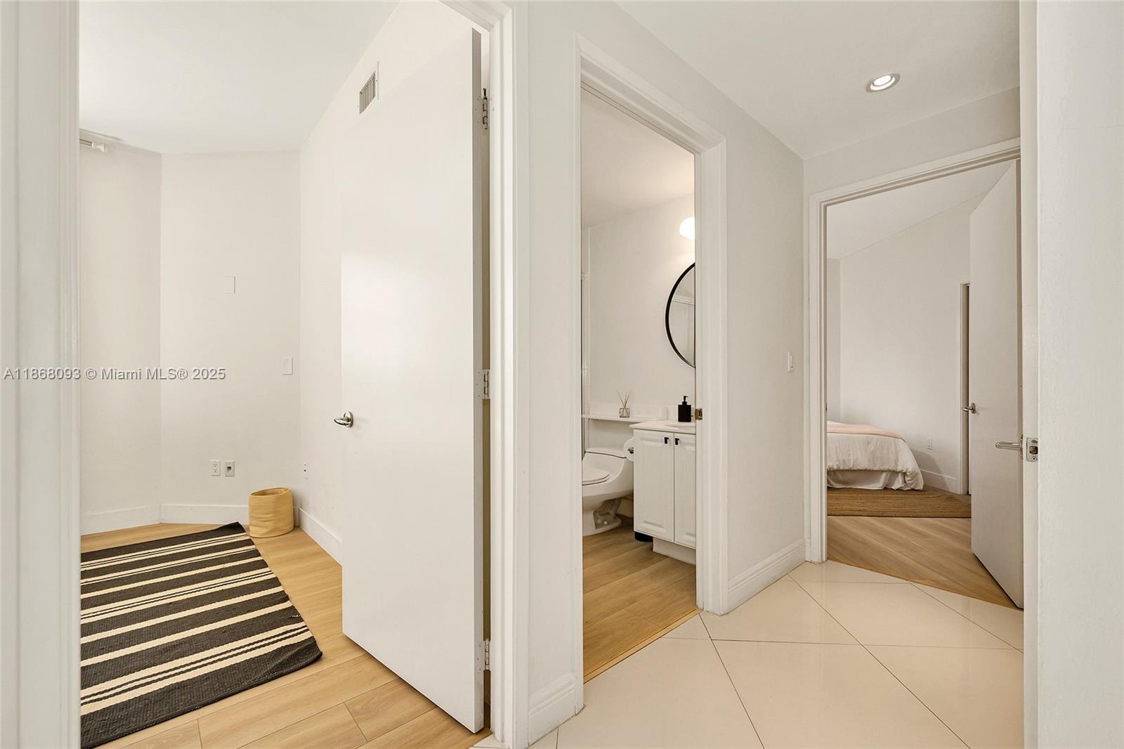 LAKE VILLA TWO CONDO - Residential Lease