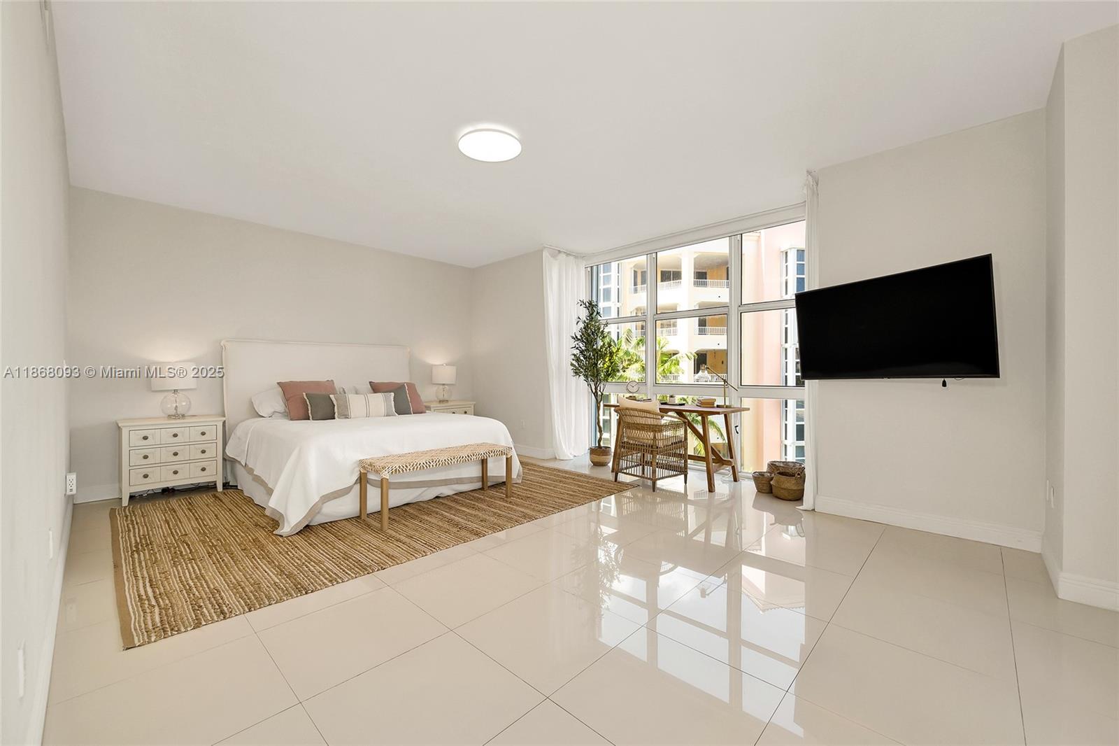 LAKE VILLA TWO CONDO - Residential Lease