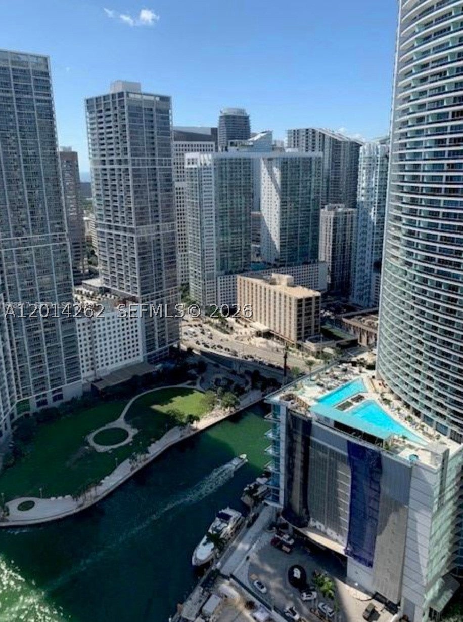 300 S Biscayne Blvd T-3701