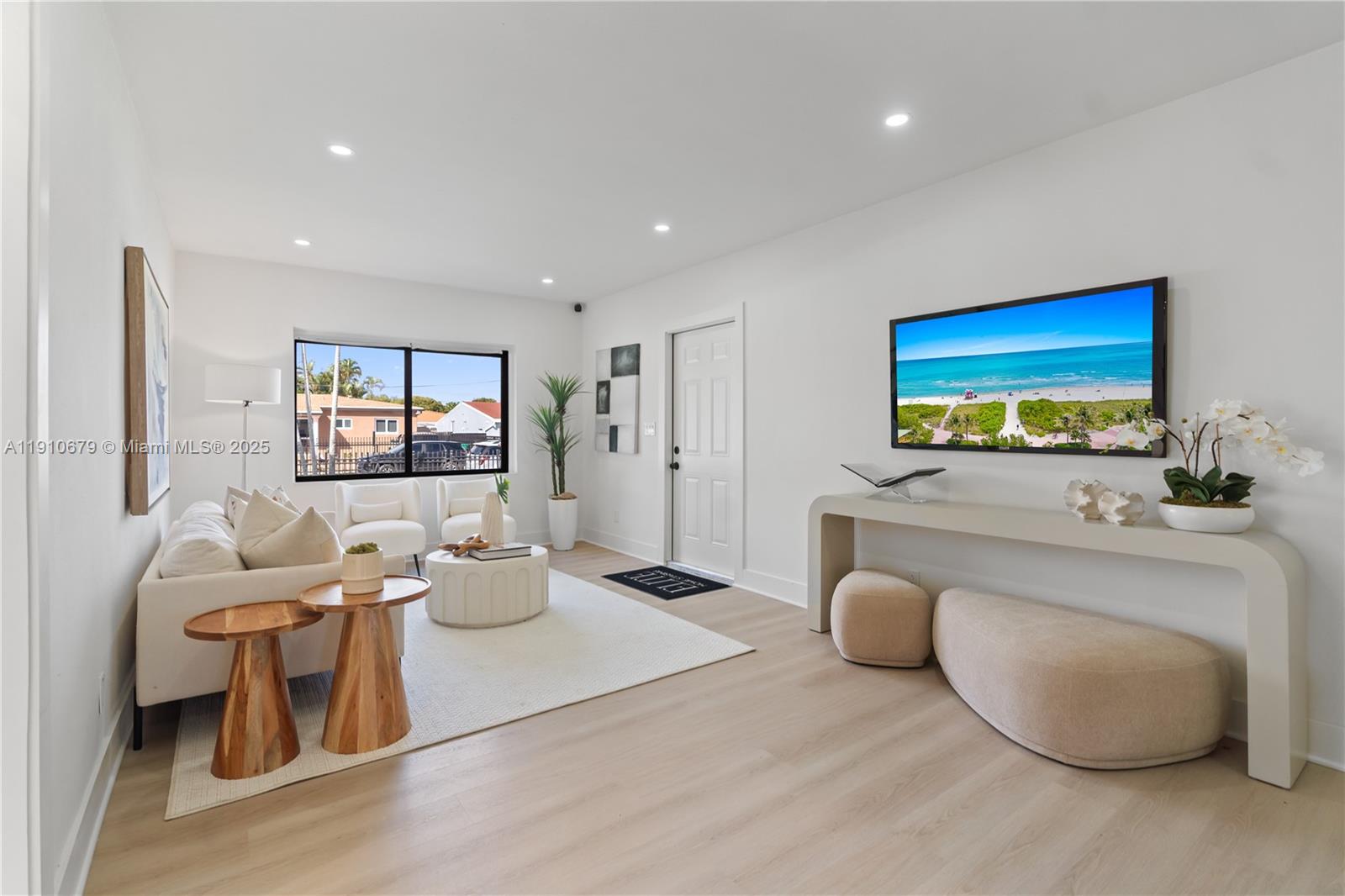 LE JEUNE MANORS - Residential