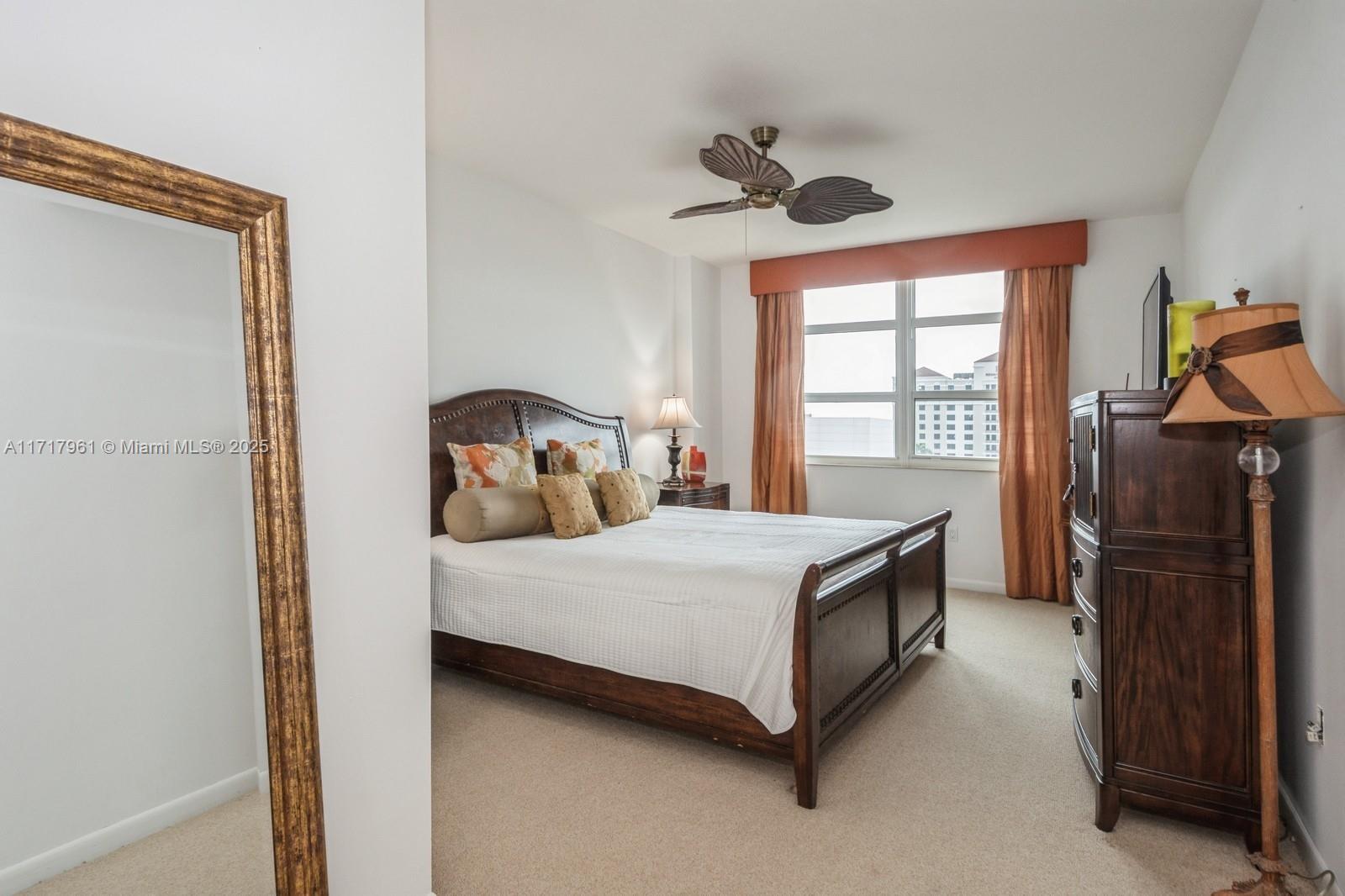 THE PORT CONDO - Residential