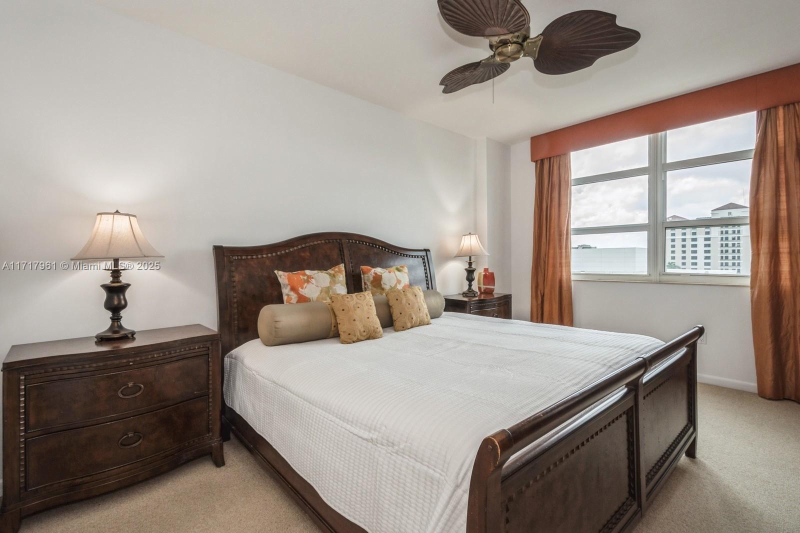 THE PORT CONDO - Residential