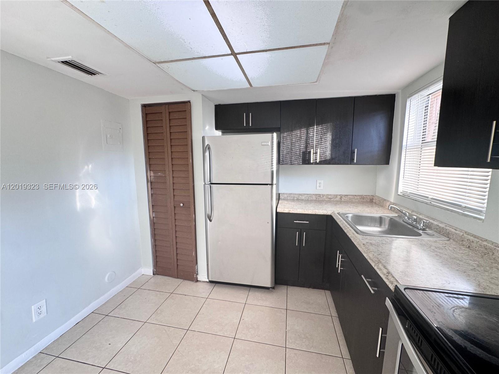 101 NE 41st St A9