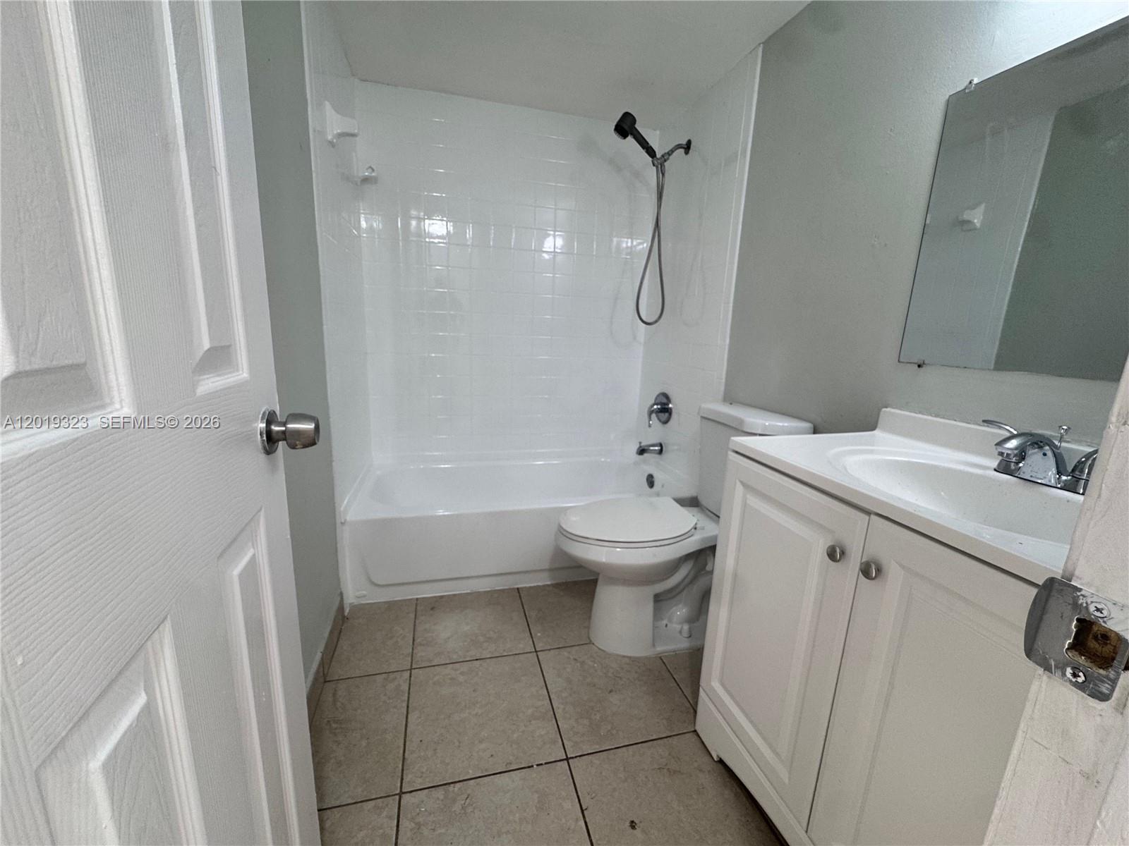 101 NE 41st St A9