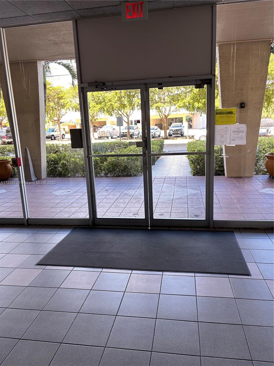 GOLDEN SAILS CONDO - Residential Lease