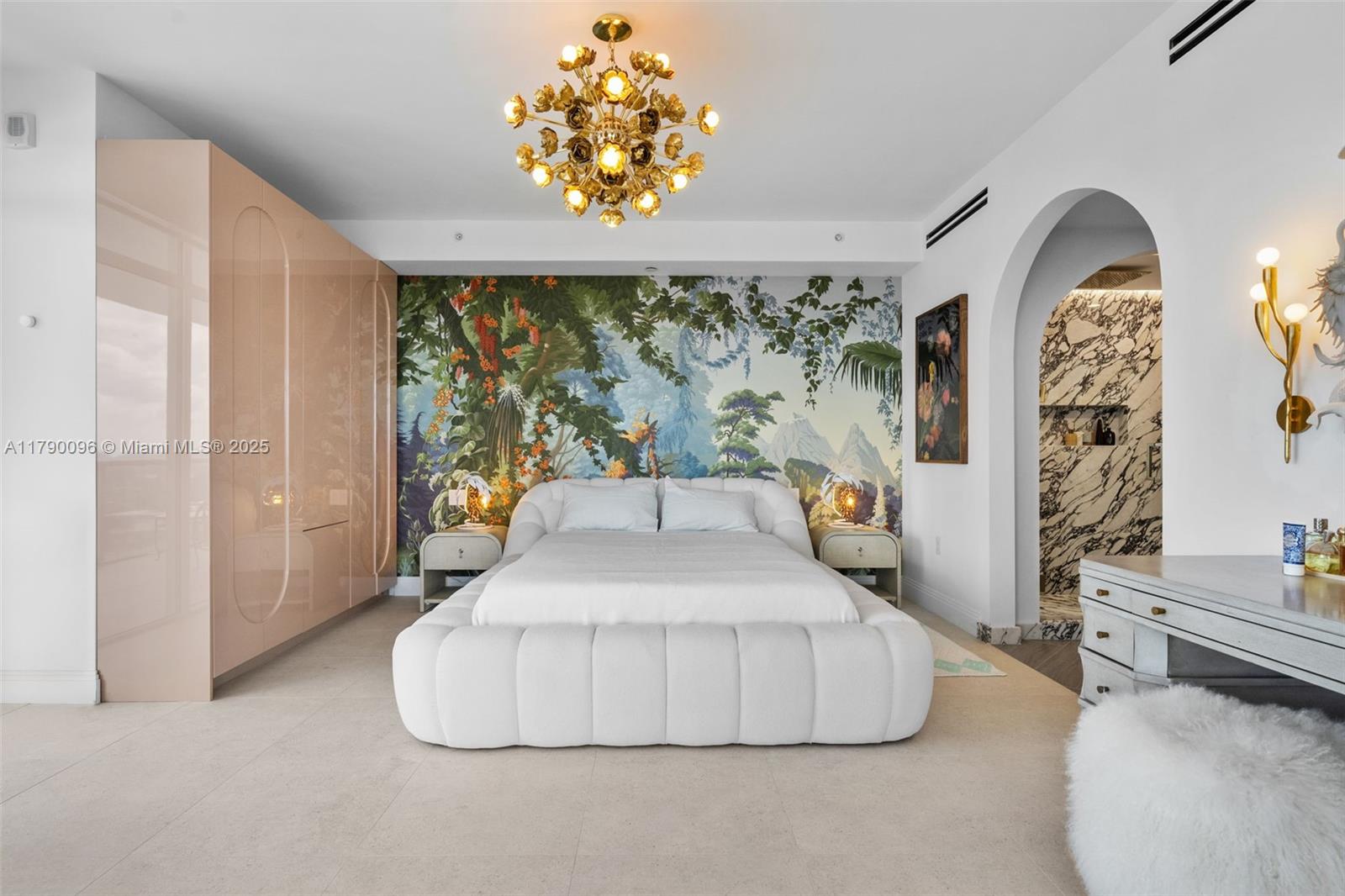 THE CARIBBEAN CONDO - Residential